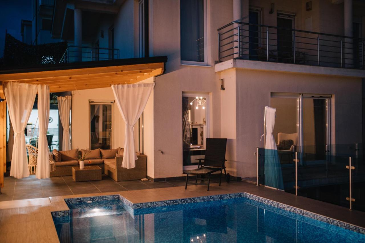 Ferienhaus Siroki Brijeg Ngoại thất bức ảnh