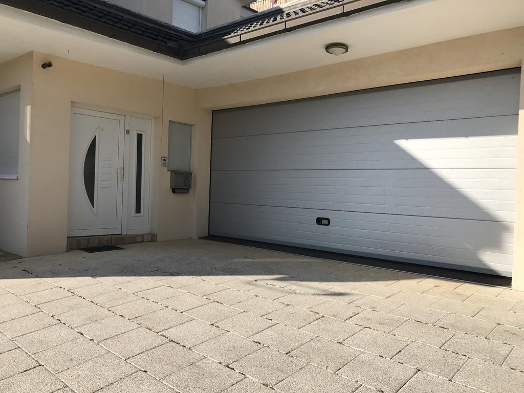 Ferienhaus Siroki Brijeg Ngoại thất bức ảnh